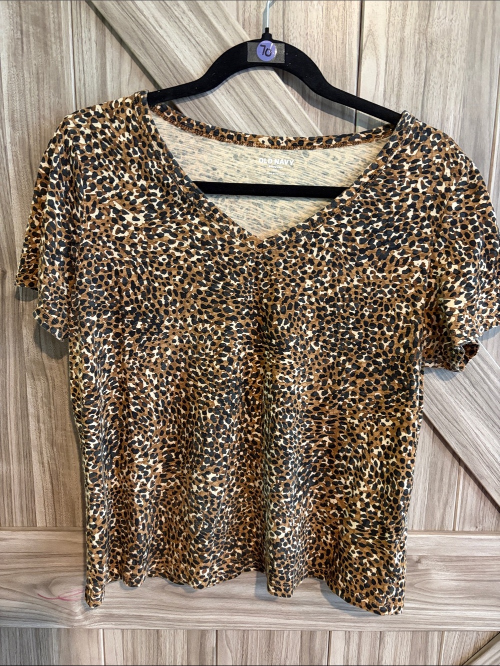 Old Navy Leopard Print V-Neck Short Sleeve Top - Brown/Black/Tan